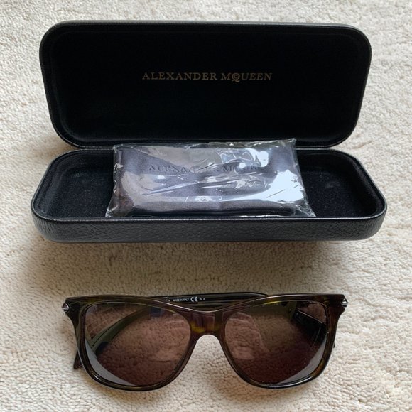UNISEX Made in Italy ALEXANDER McQUEEN Tortoise Rectangular Frame SUNGLASSES - Picture 5 of 13